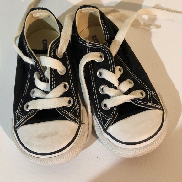toddler converse shoes size 4